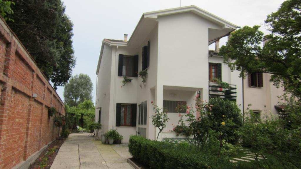 A Casa Di Dora Bed & Breakfast Treviso Eksteriør bilde